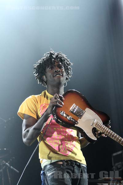 BLOC PARTY - 2007-06-28 - ROUEN - Zenith - Rowland Kelechukwu Okereke